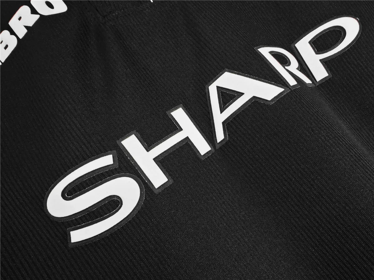 Mens Manchester United Retro Black Jersey 1998/99