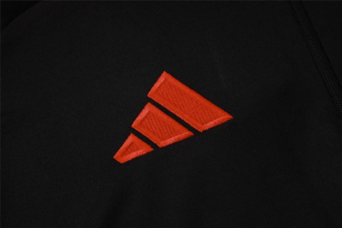 Internacional Training Suit Black 2025/26