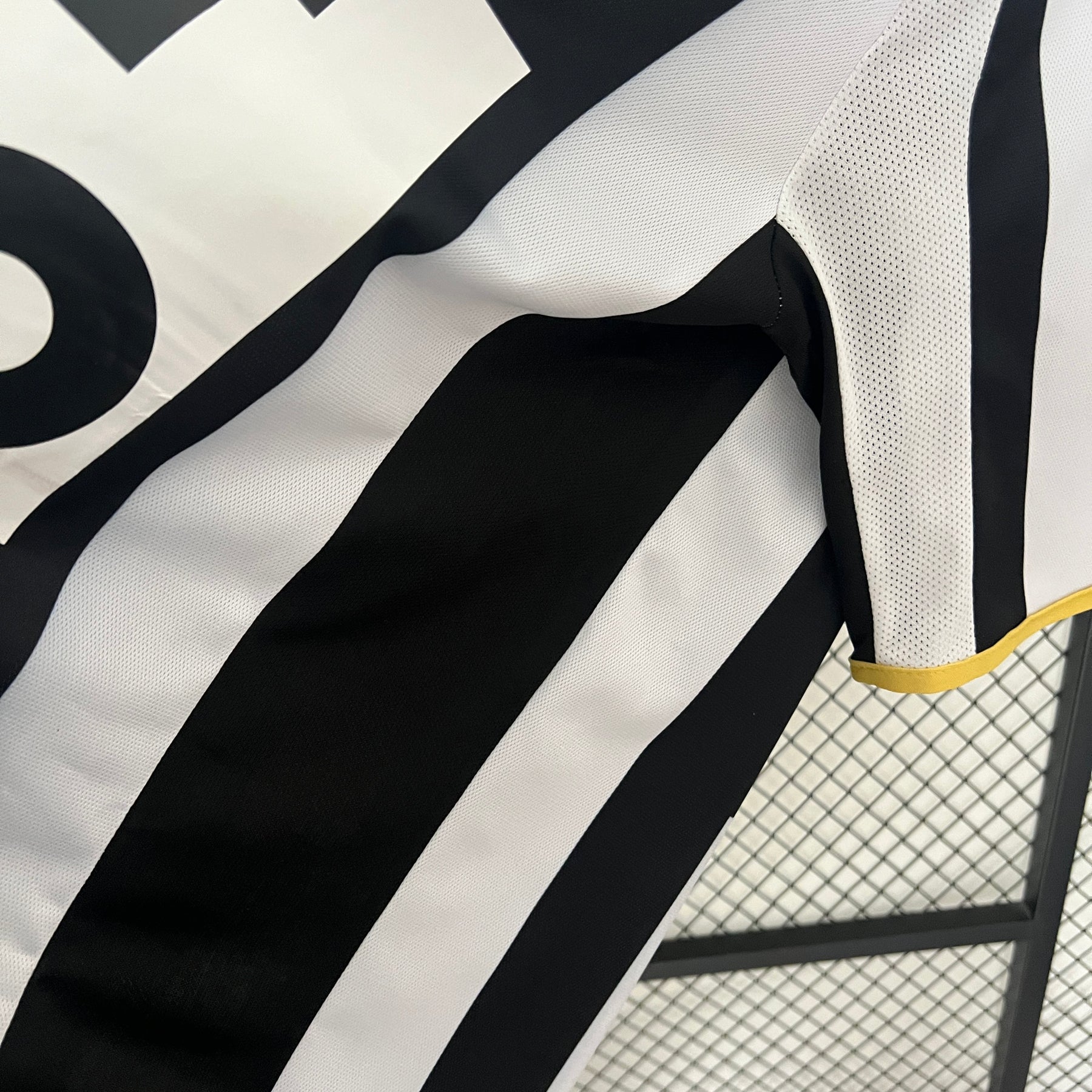 Atletico Mineiro Retro Home 2003 Jersey Fiat Stilo - Umbro