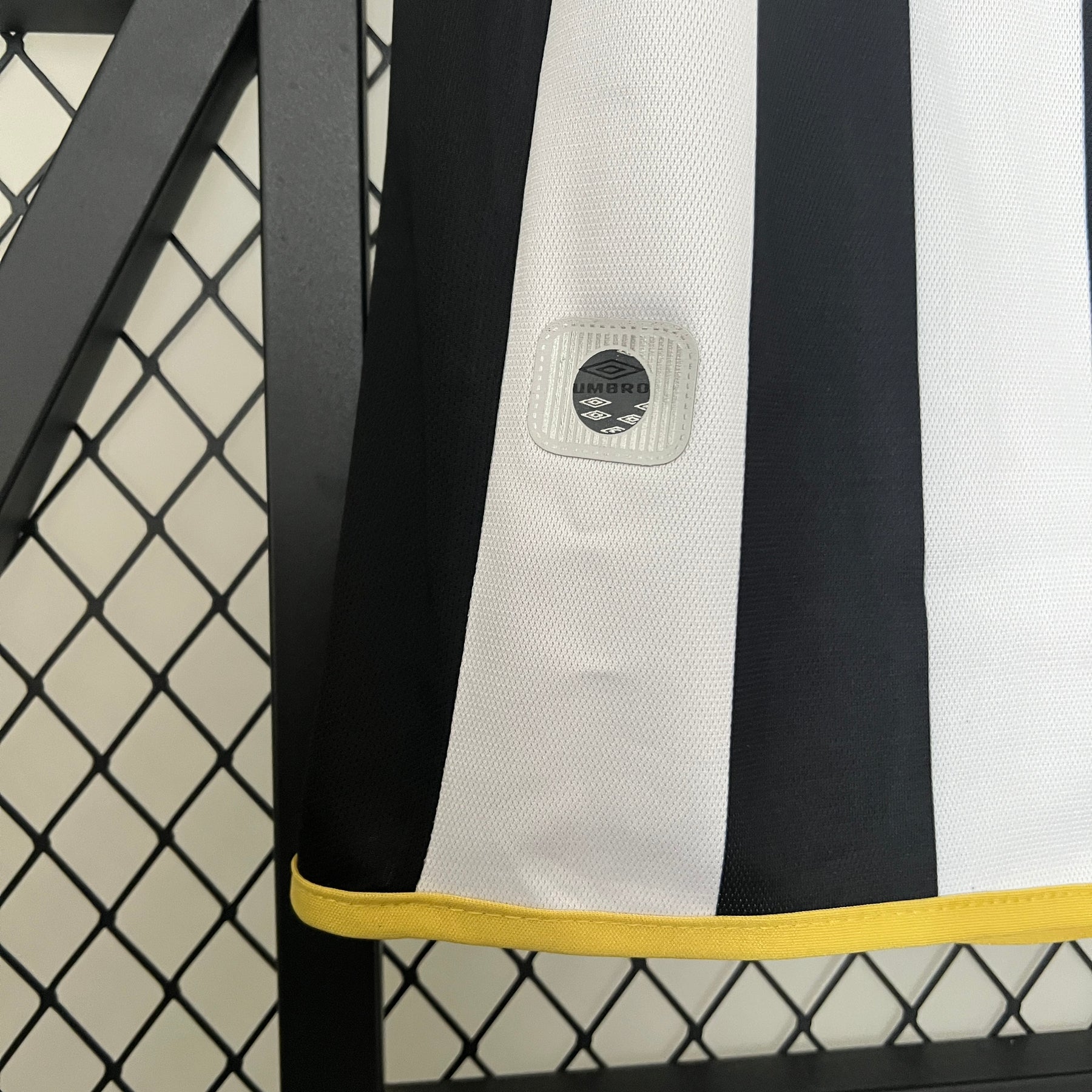 Atletico Mineiro Retro Home 2003 Jersey Fiat Stilo - Umbro