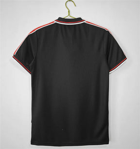 Mens Manchester United Retro Black Jersey 1998/99