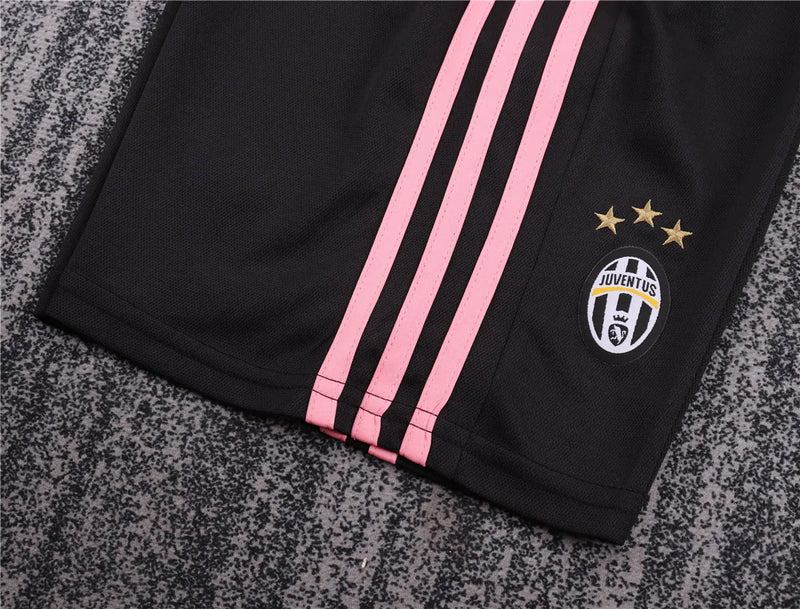 Kids Retro Juventus Away Jersey 2015/16