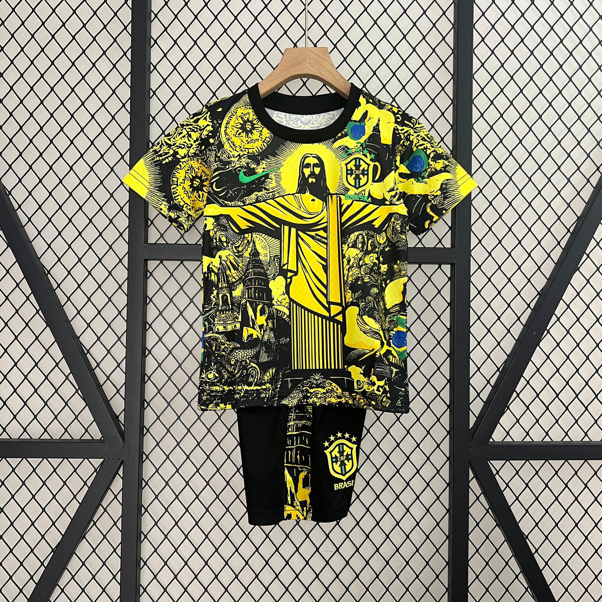 Brazil Special Edition Kit Kids - Cristo Redentor Yellow