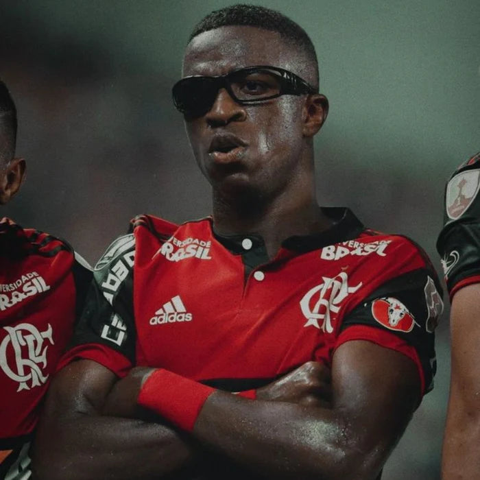 Flamengo Retro Home Jersey 2017 - Vini Jr.