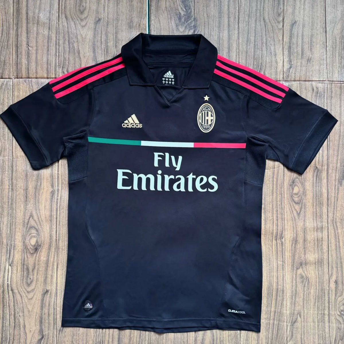 AC Milan Retro Third Jersey 2011/12