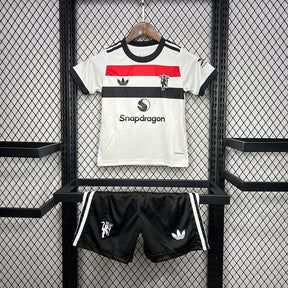 Kit Kids Manchester United Third Jersey 2024/25