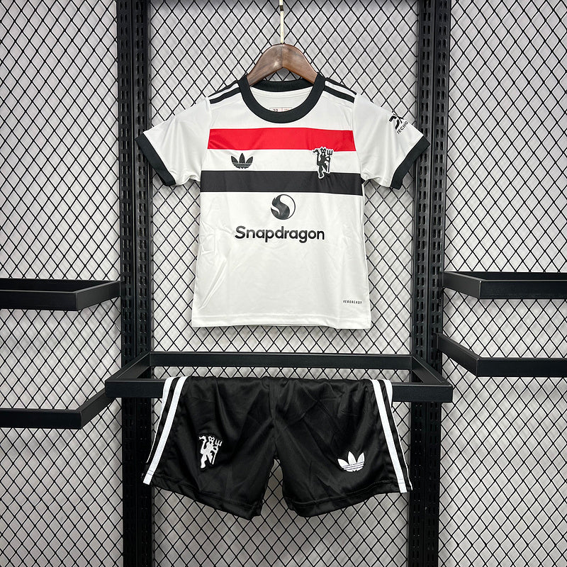 Kit Kids Manchester United Third Jersey 2024/25